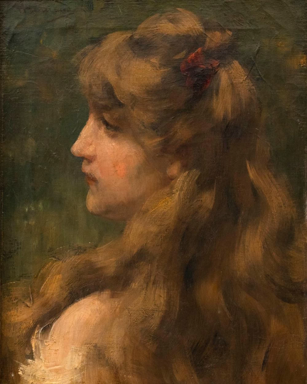 Giovane ragazza di profilo